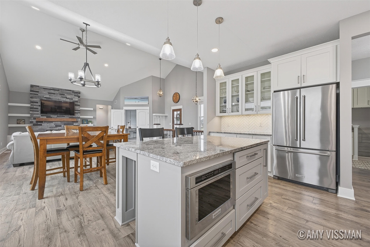 3822 Cherry Blossom Drive, Ada, MI, 49301-8722