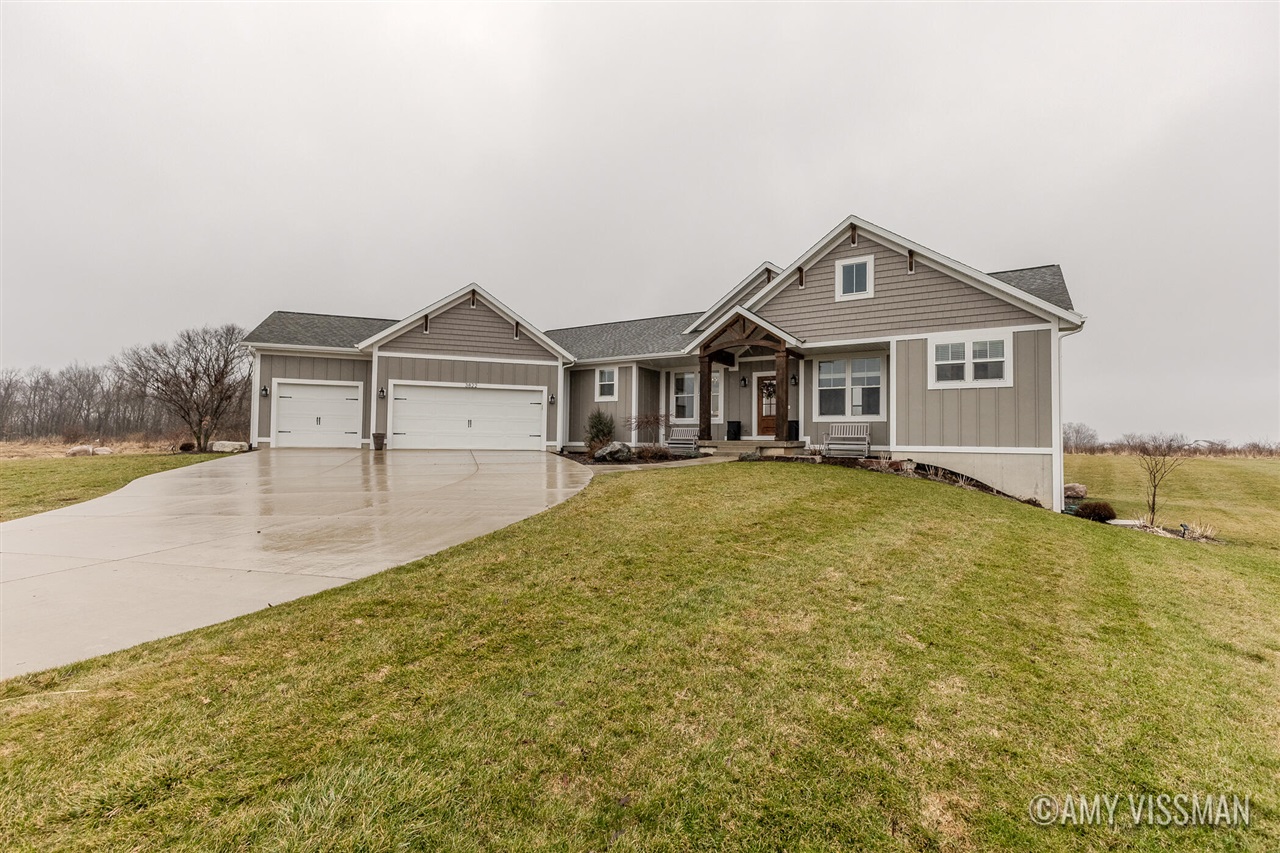 3822 Cherry Blossom Drive, Ada, MI, 49301-8722