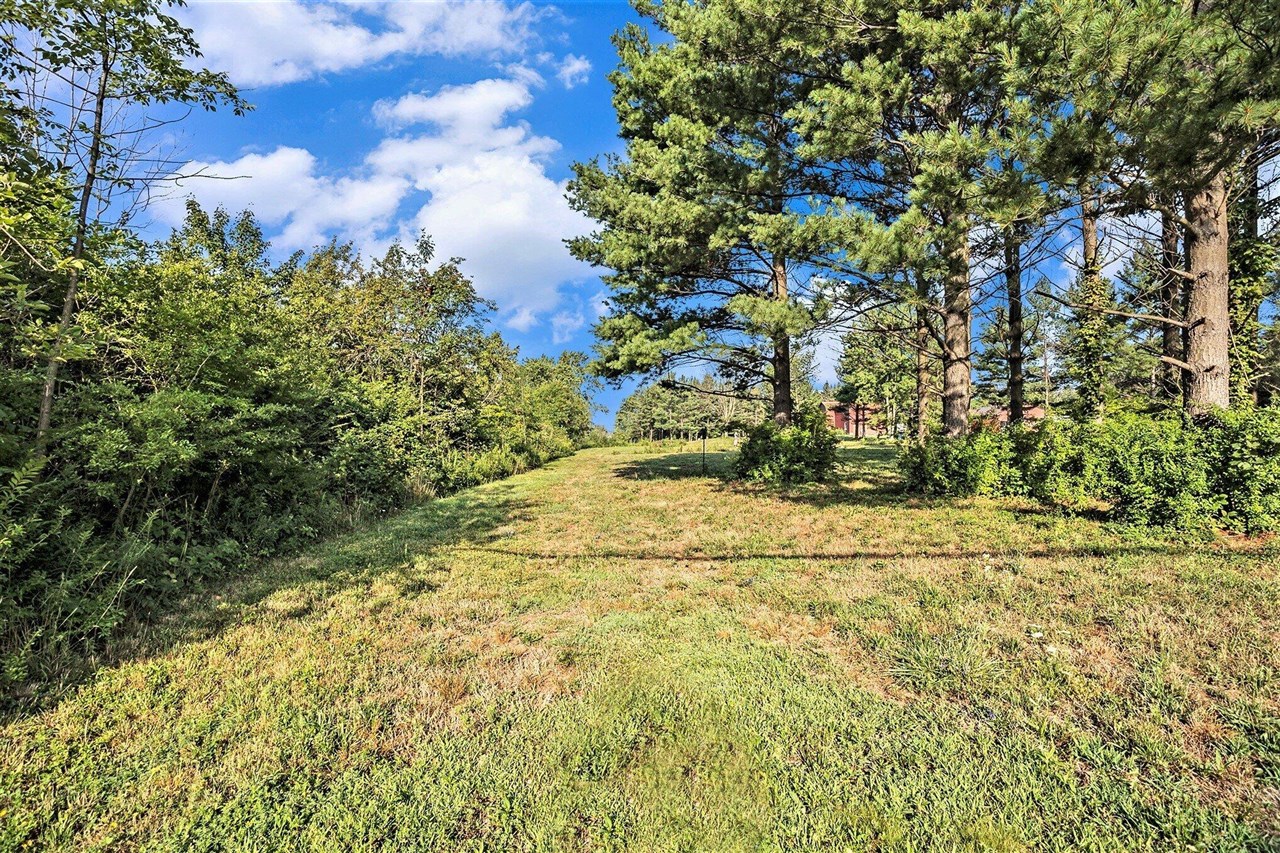 326 Blue Star Highway photo 10