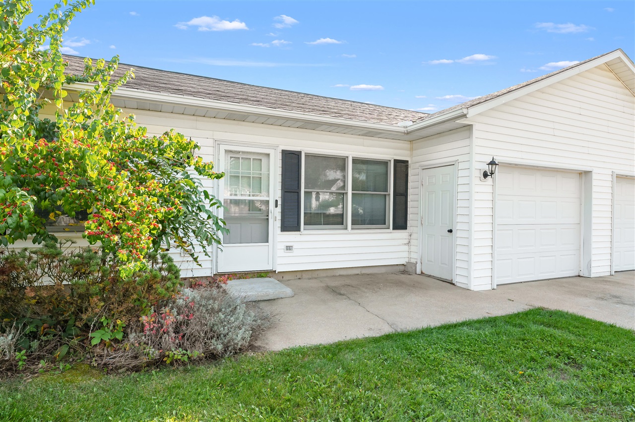 5792 Celery Street, Kalamazoo, MI, 49048-3503