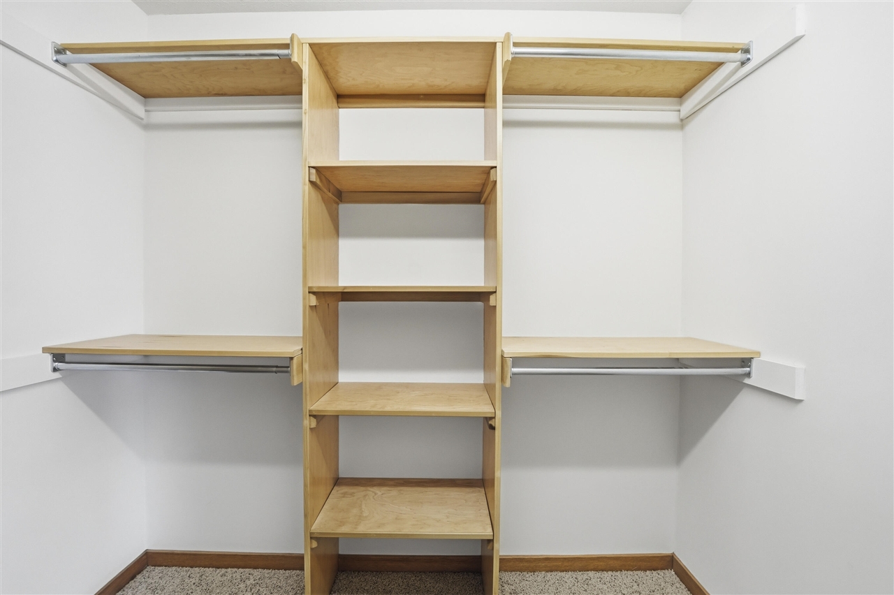 8886 Stonepoint Court, Jenison, MI, 49428