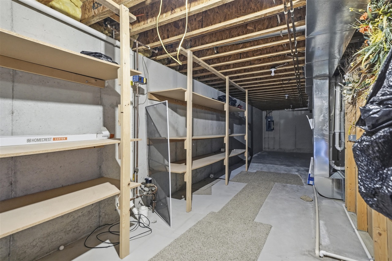 8886 Stonepoint Court, Jenison, MI, 49428