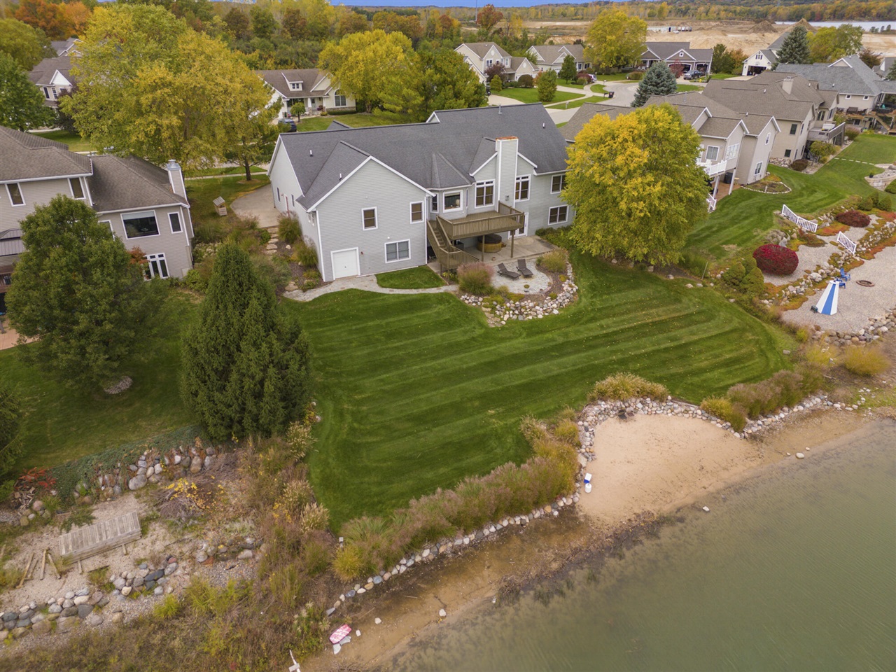 8886 Stonepoint Court, Jenison, MI, 49428