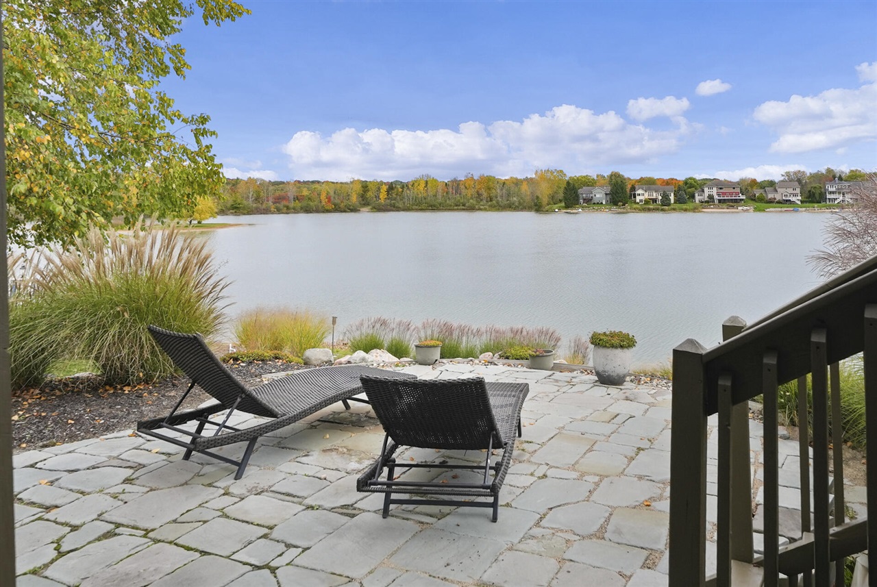 8886 Stonepoint Court, Jenison, MI, 49428