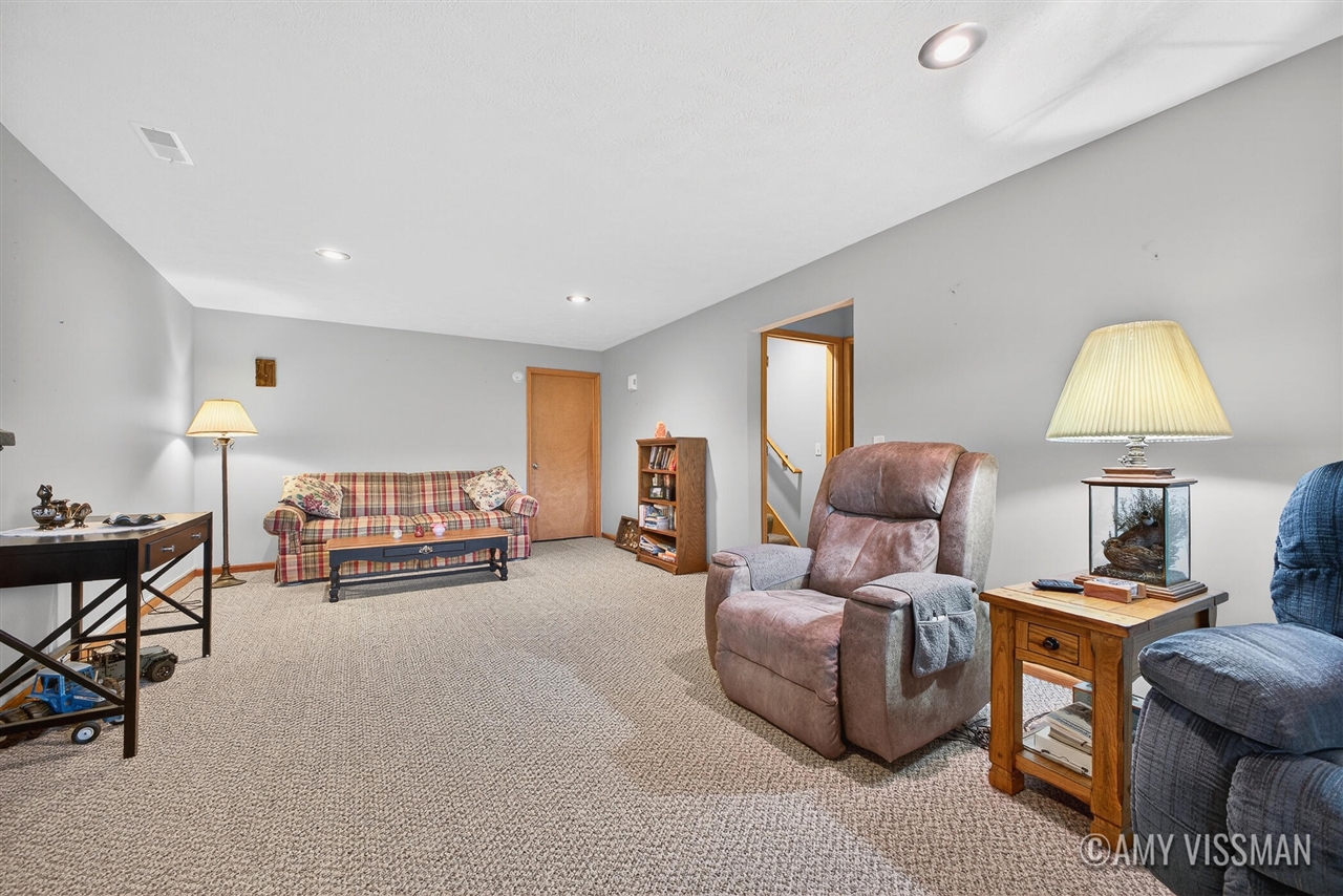 8147 Winding Drive, Byron Center, MI, 49315-8946