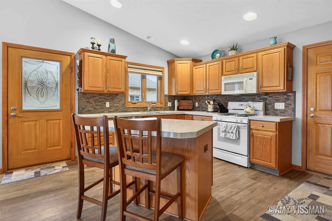 8147 Winding Drive, Byron Center, MI, 49315-8946