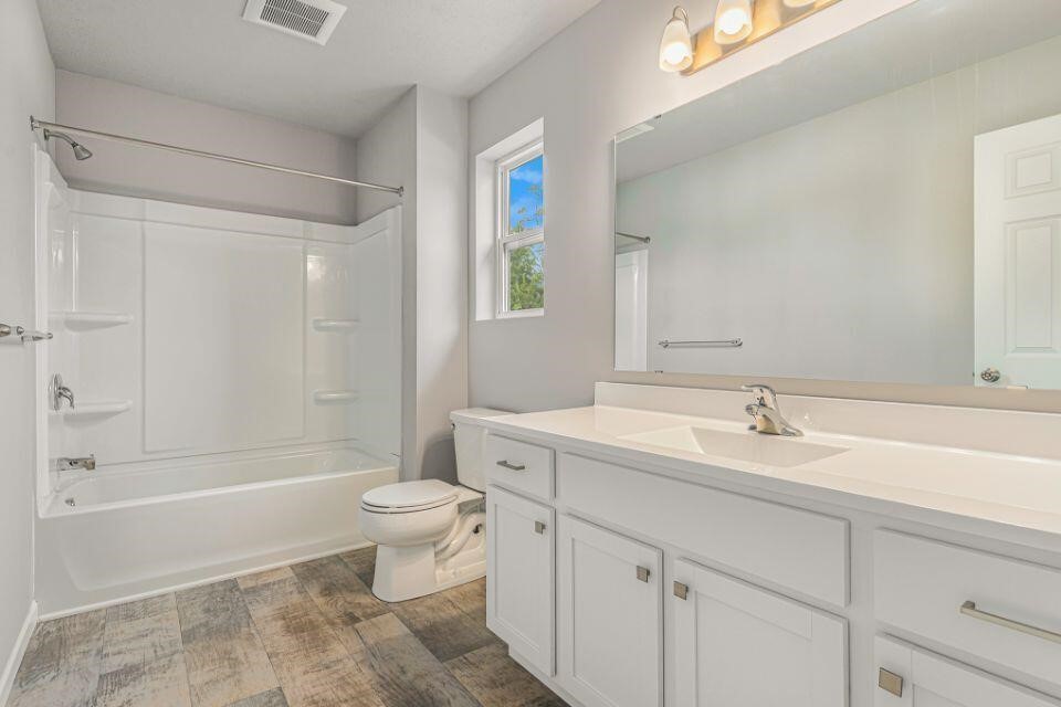 5122 Parkview Lane, South Haven, MI, 49090-7920