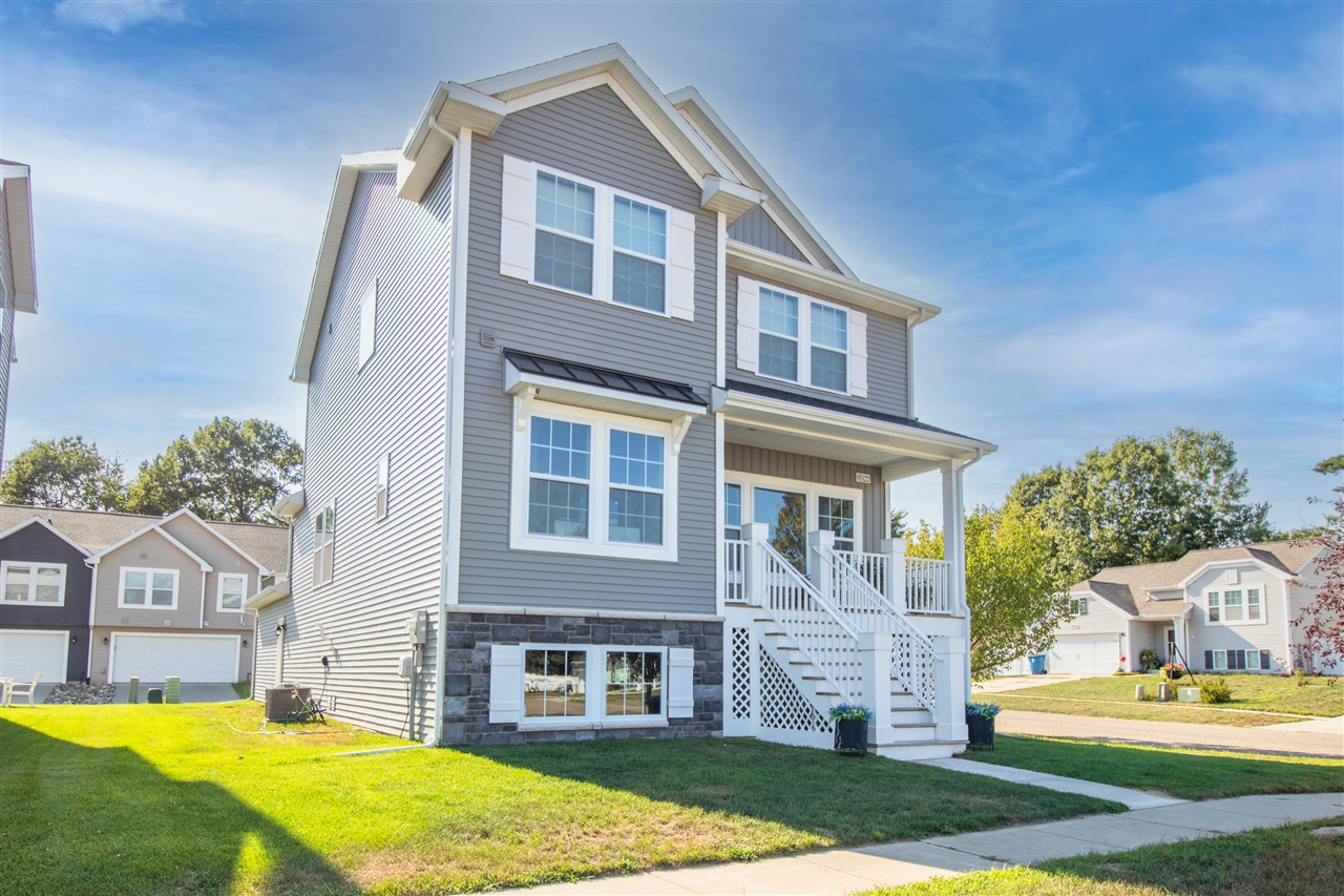 5122 Parkview Lane, South Haven, MI, 49090-7920