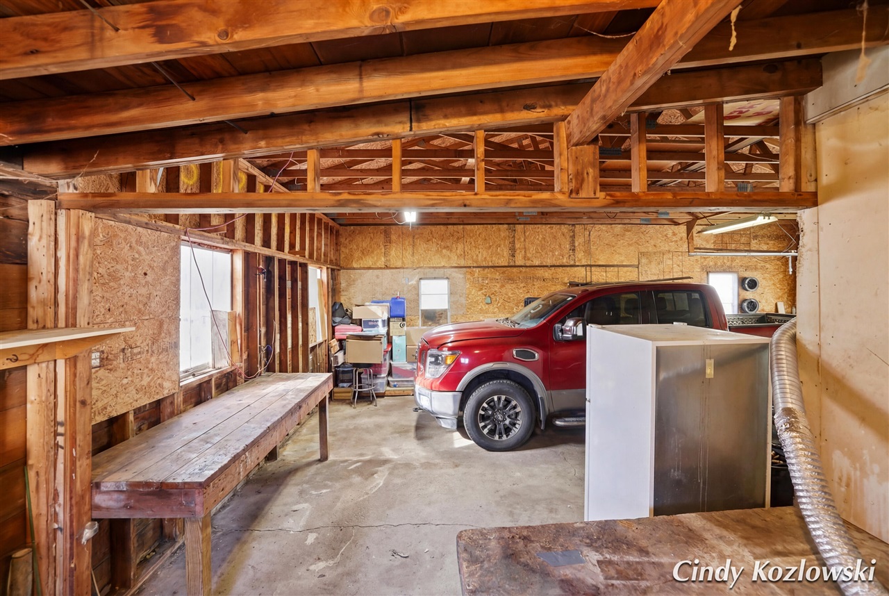 283 S Jones Street, Grant, MI, 49327-9135