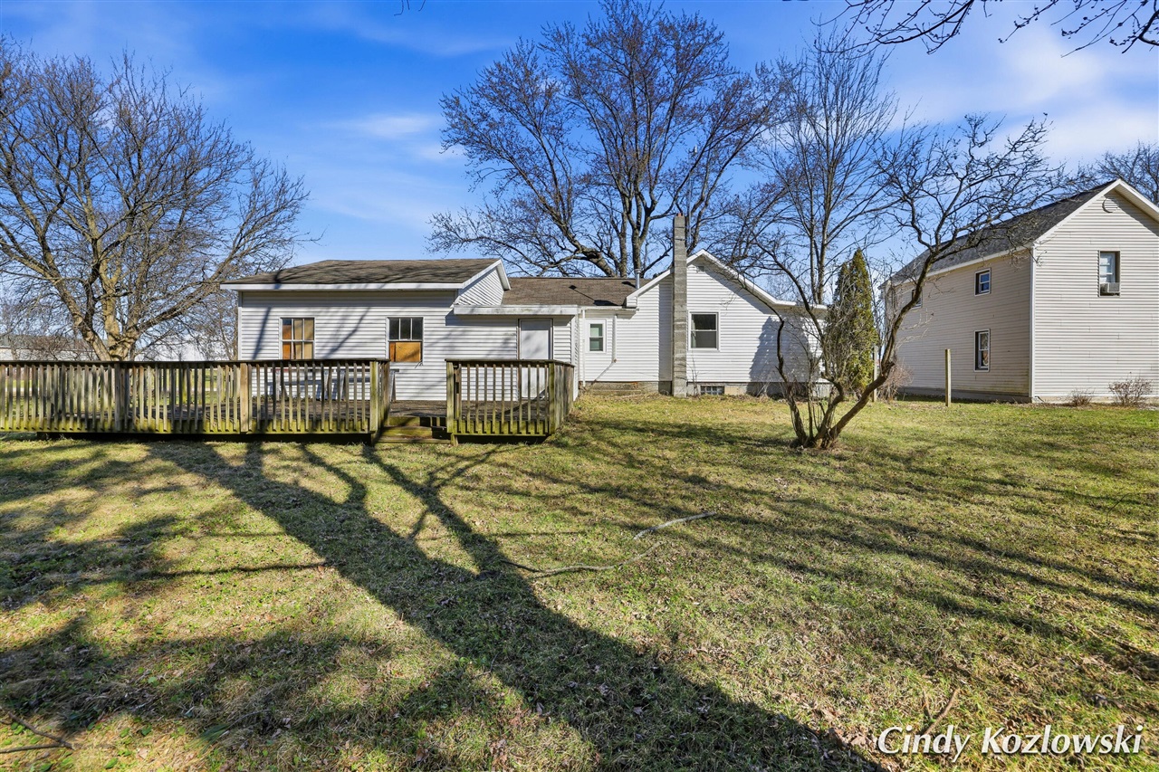 283 S Jones Street, Grant, MI, 49327-9135