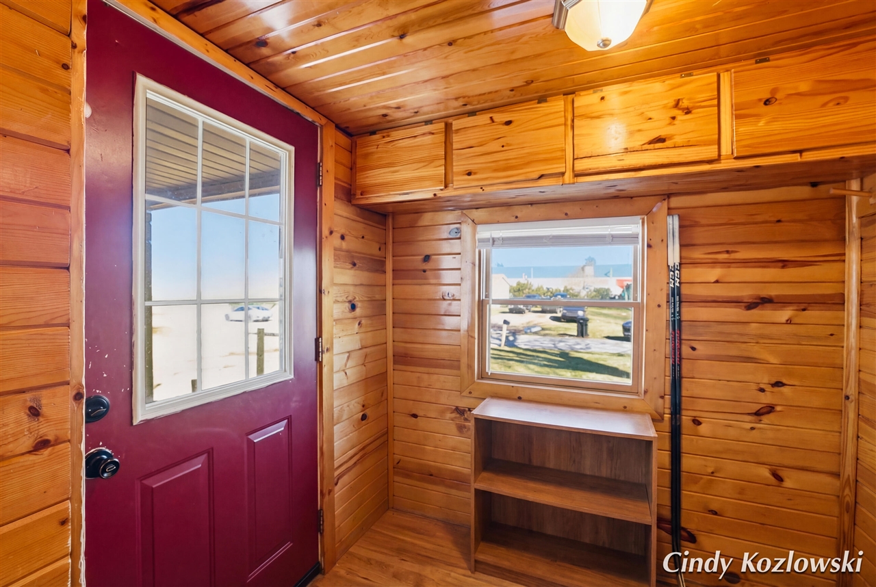 283 S Jones Street, Grant, MI, 49327-9135