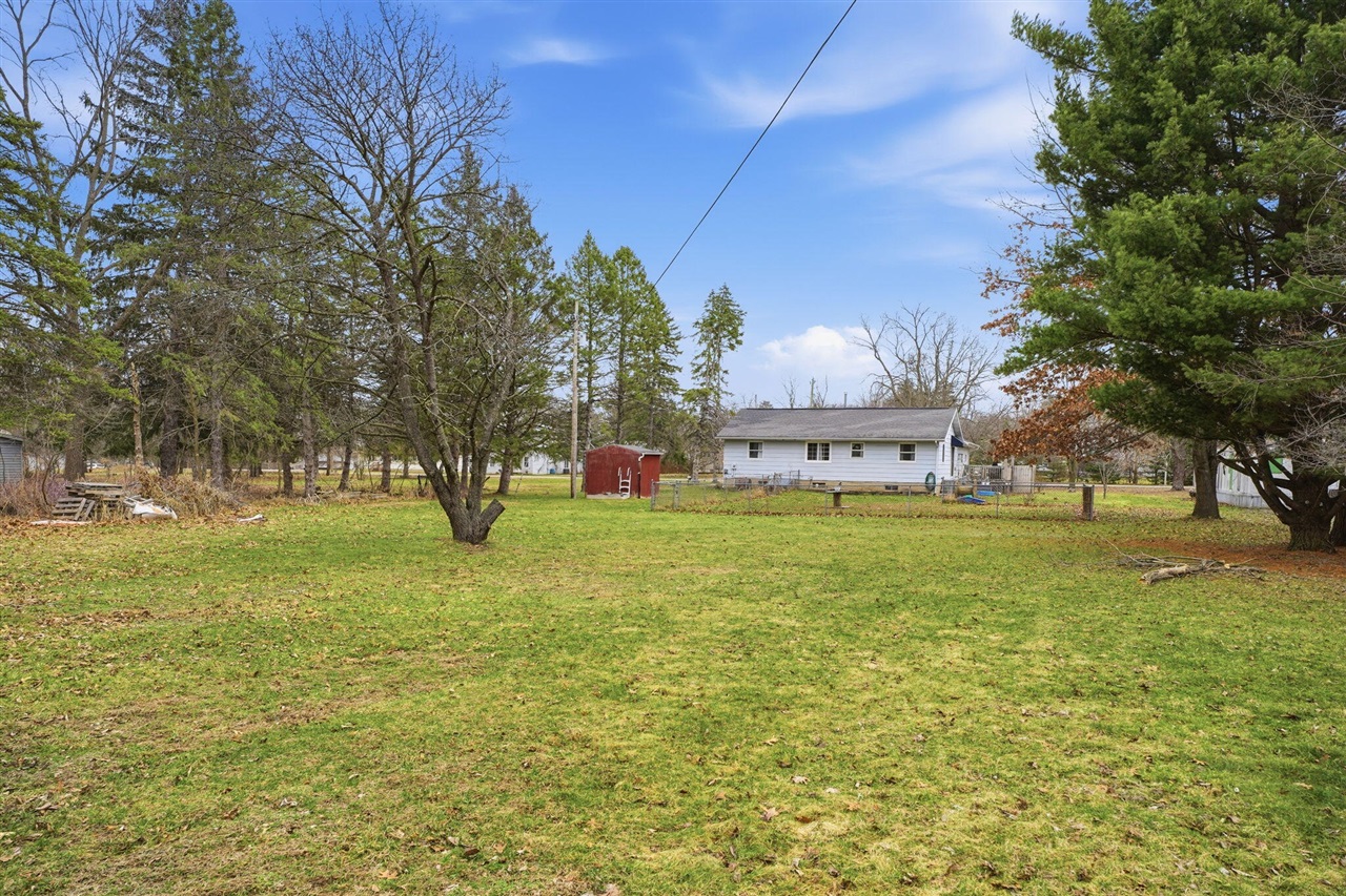 109 Libhart Street, Lyons, MI, 48851-9627