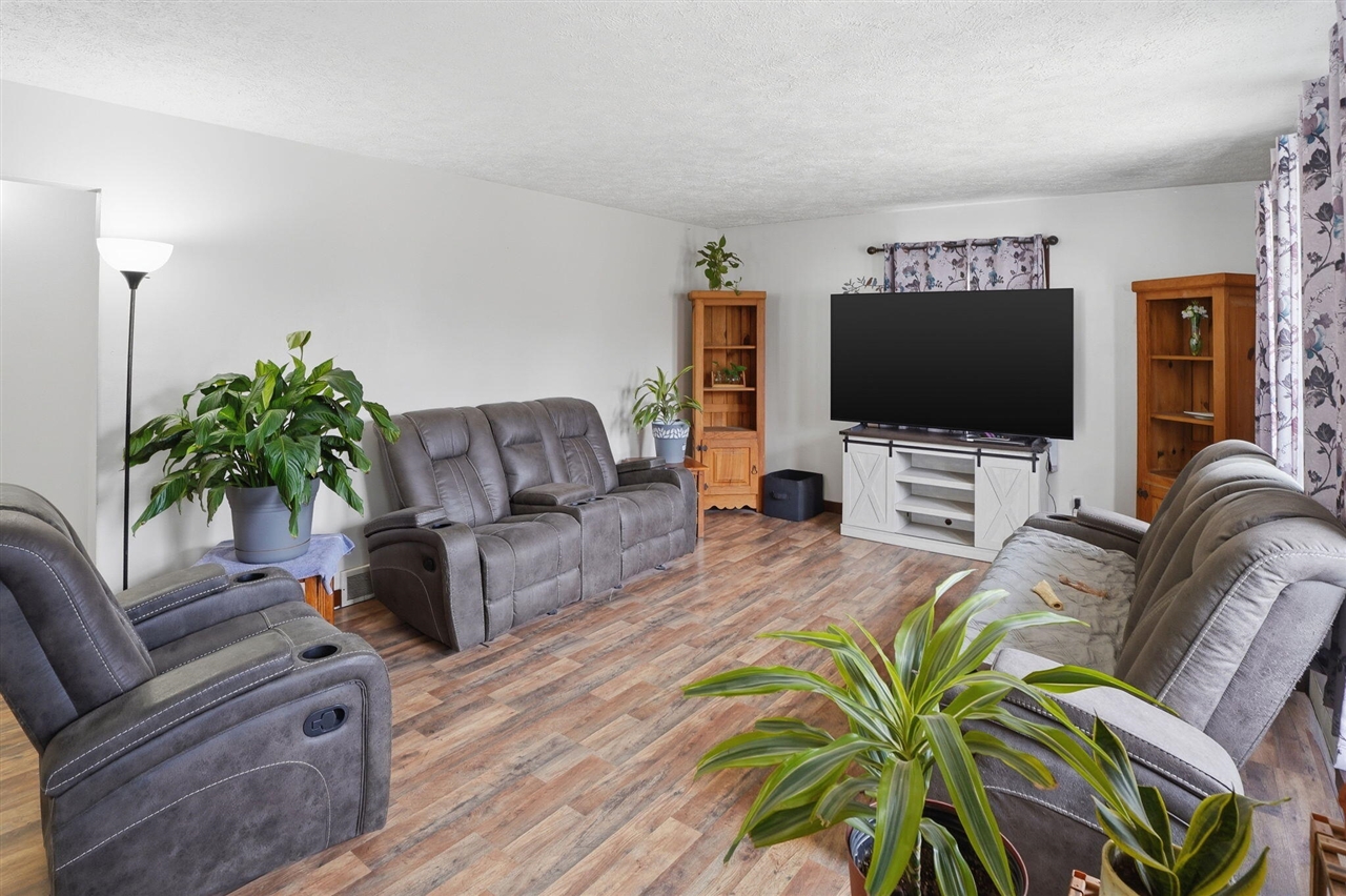 109 Libhart Street, Lyons, MI, 48851-9627