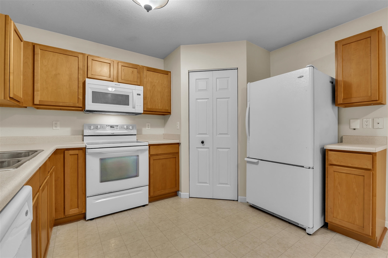 8126 Cypress Circle, Dexter, MI, 48130-9101