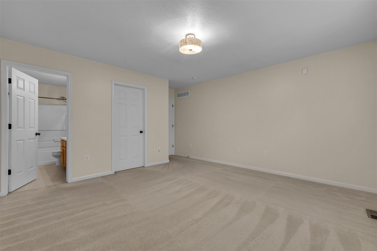 8126 Cypress Circle, Dexter, MI, 48130-9101