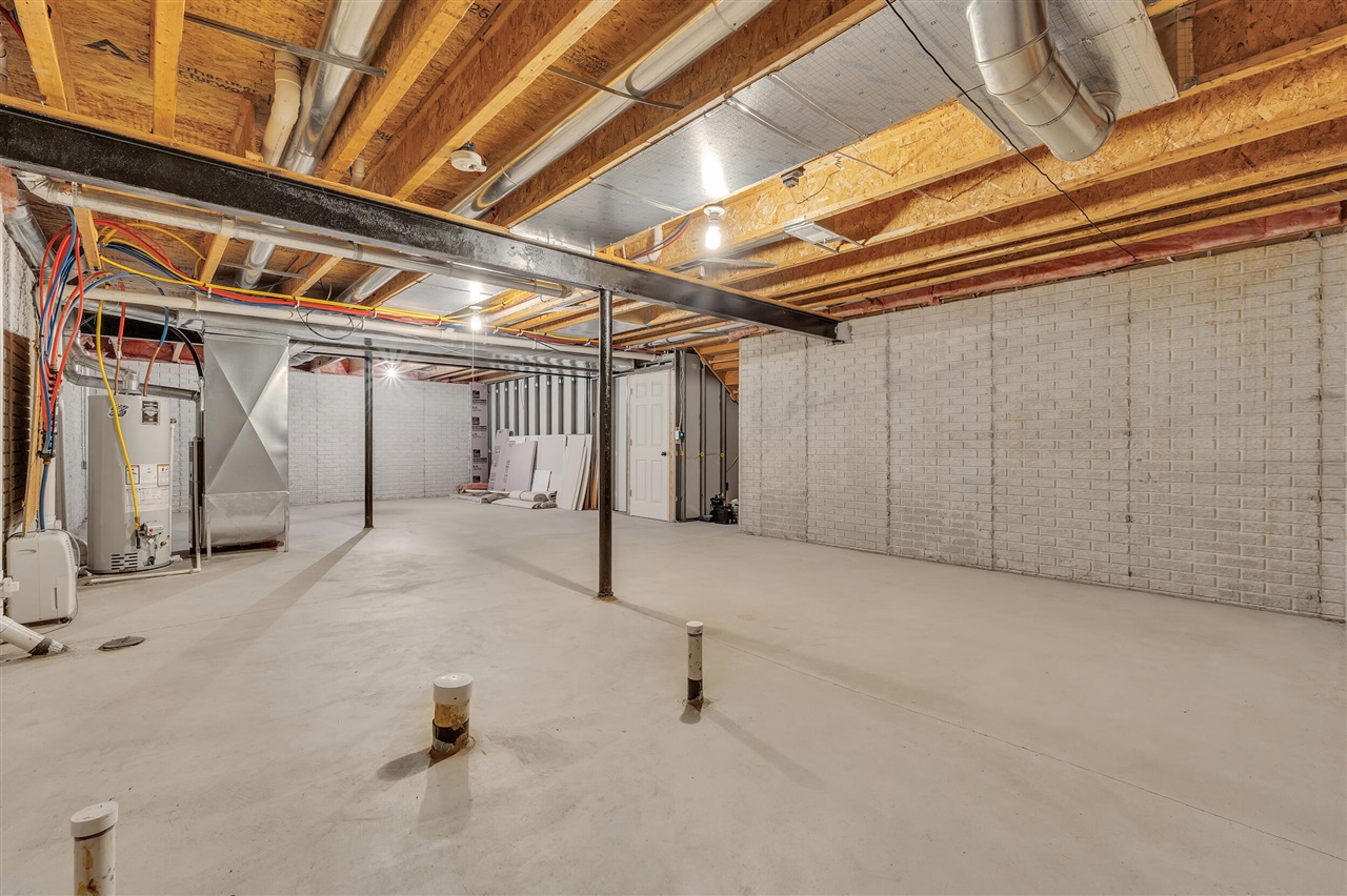 8126 Cypress Circle, Dexter, MI, 48130-9101