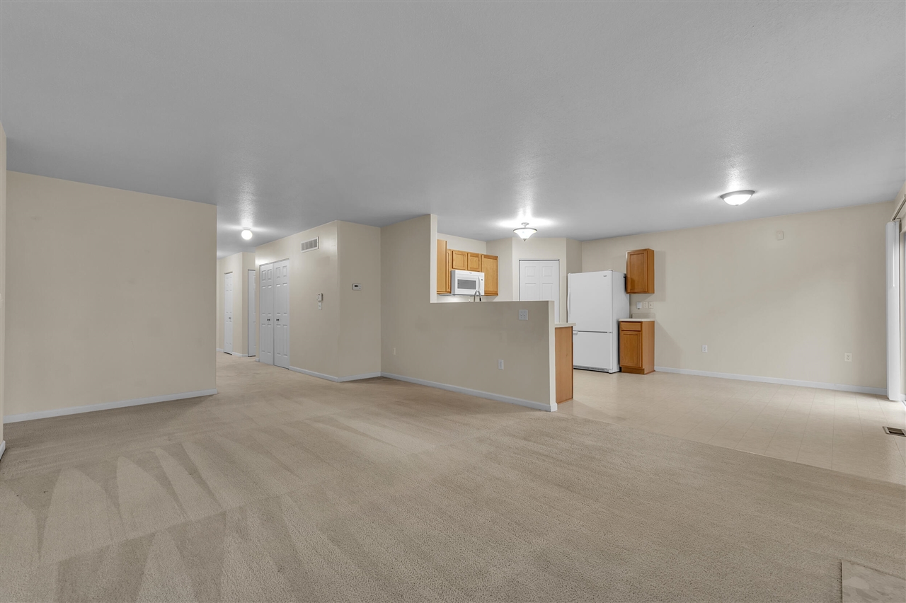 8126 Cypress Circle, Dexter, MI, 48130-9101