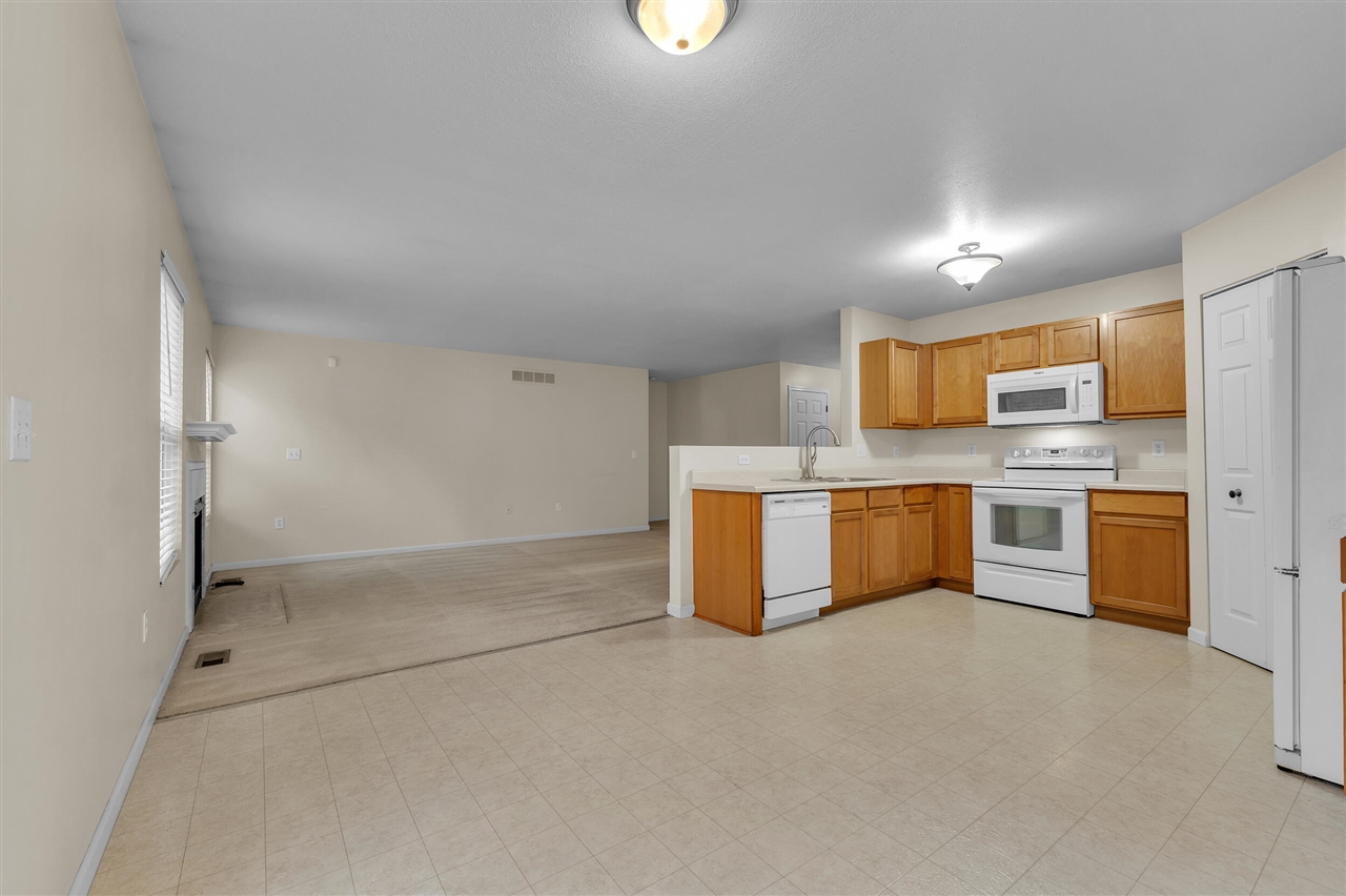 8126 Cypress Circle, Dexter, MI, 48130-9101