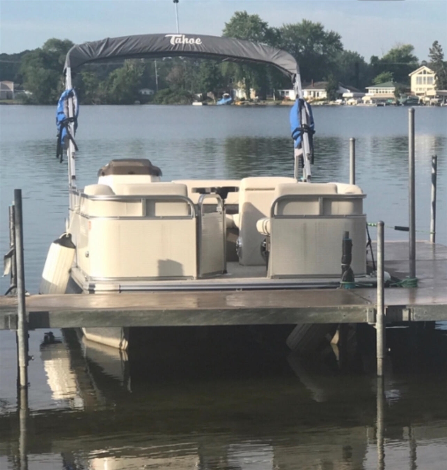 Homes for sale in Dowagiac, MI | 67404 Victory Shore Dr #6, Dowagiac, MI 49047 | MLS# 70519266