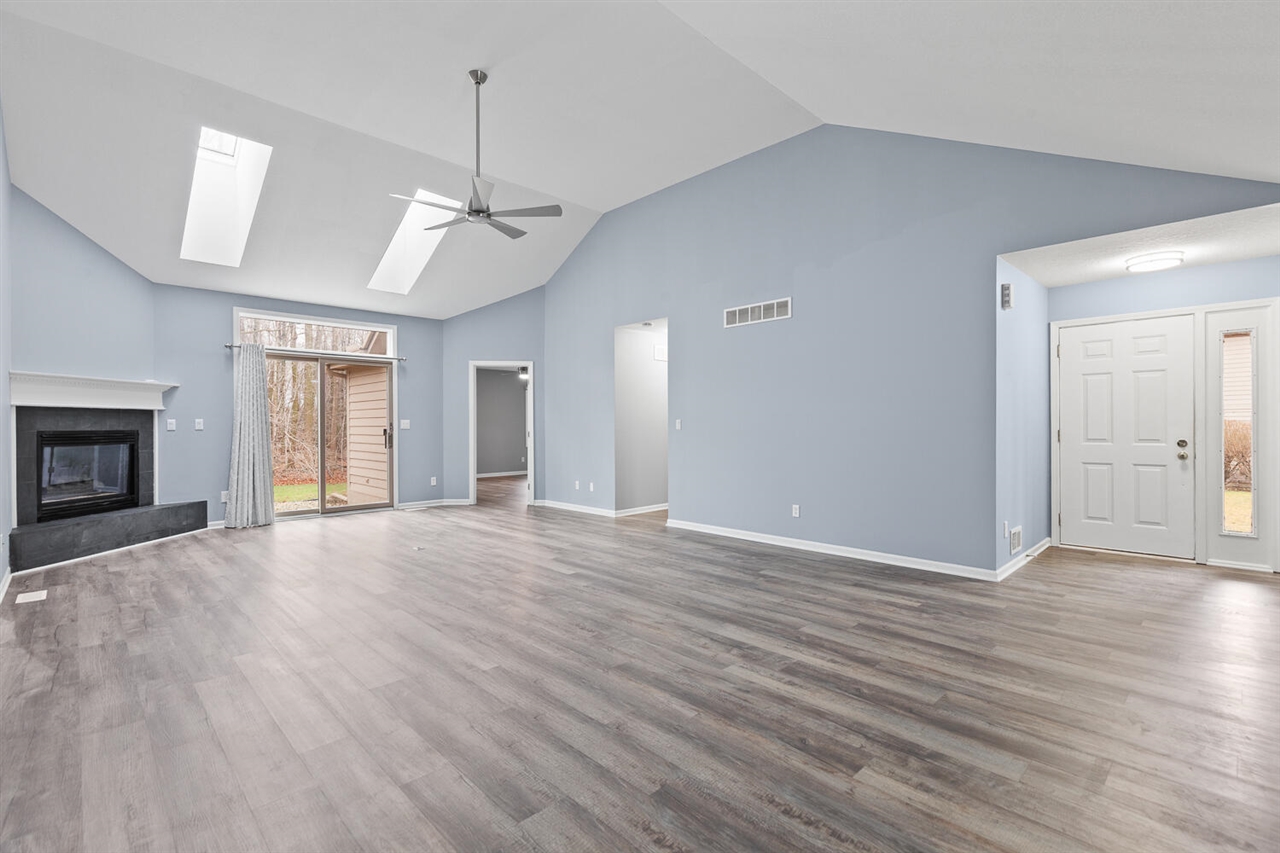 500 Richlyn Drive, Adrian, MI, 49221-9117