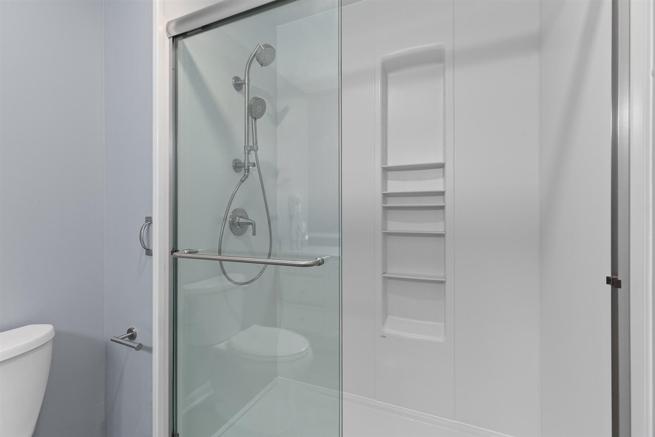 500 Richlyn Drive, Adrian, MI, 49221-9117