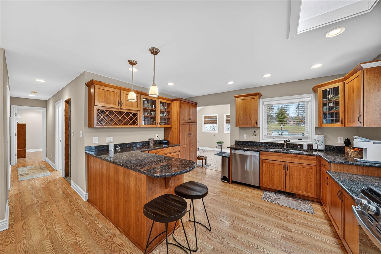 3741 N Blackstone Avenue, Colon, MI, 49040