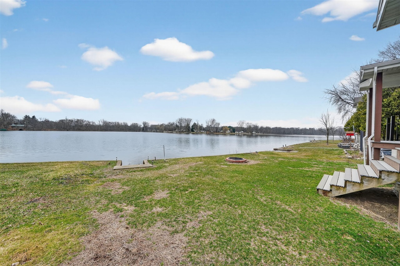 3741 N Blackstone Avenue, Colon, MI, 49040