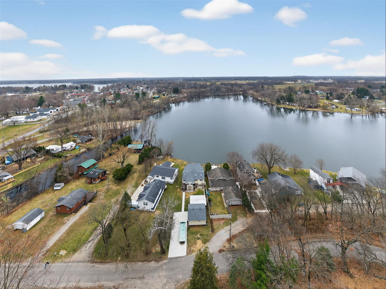 3741 N Blackstone Avenue, Colon, MI, 49040