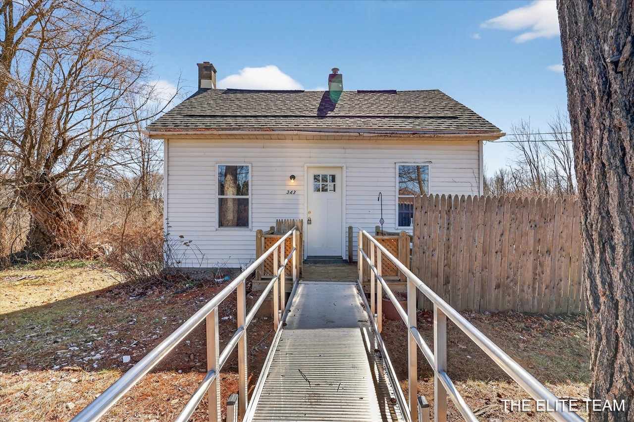 Homes for sale in Orleans, MI | 343 W Long Lake Rd, Orleans, MI 48865 | MLS# 70519287