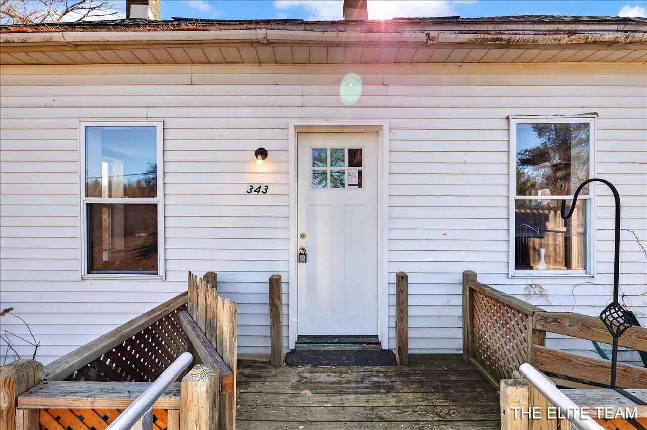 Homes for sale in Orleans, MI | 343 W Long Lake Rd, Orleans, MI 48865 | MLS# 70519287