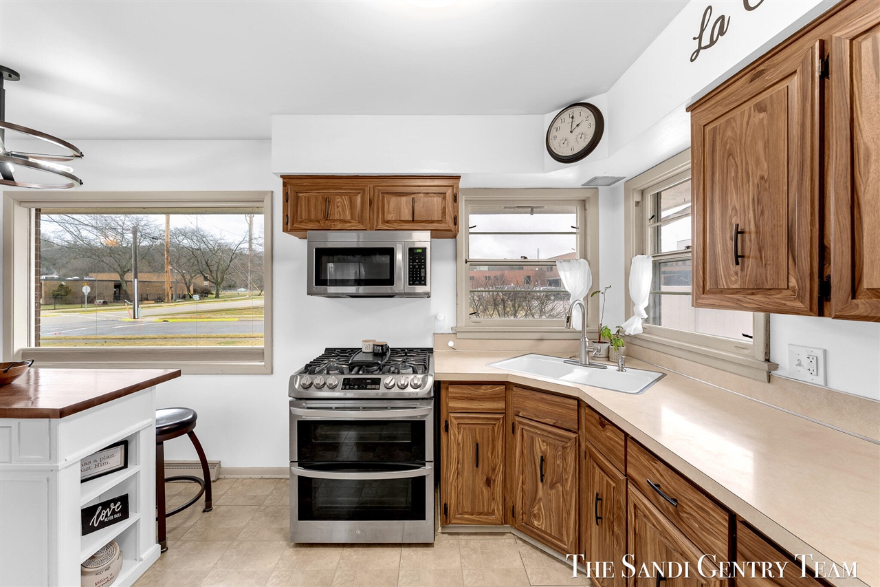 1508 Wisconsin Street, Grand Haven, MI, 49417-2455