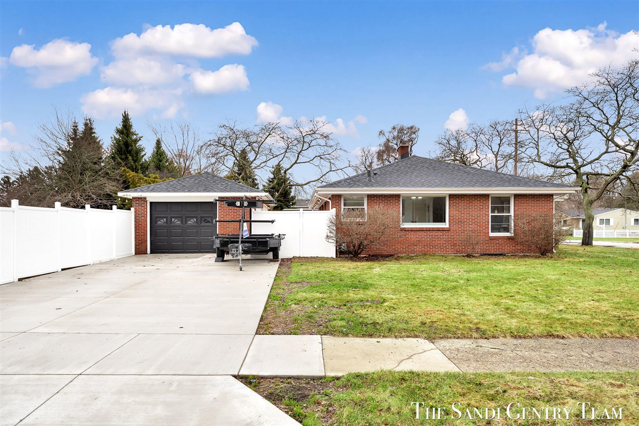 1508 Wisconsin Street, Grand Haven, MI, 49417-2455