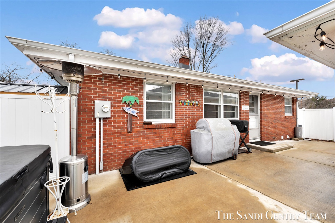 1508 Wisconsin Street, Grand Haven, MI, 49417-2455