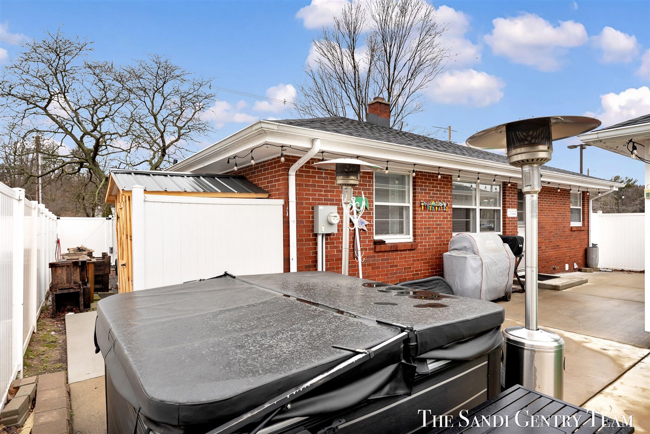 1508 Wisconsin Street, Grand Haven, MI, 49417-2455