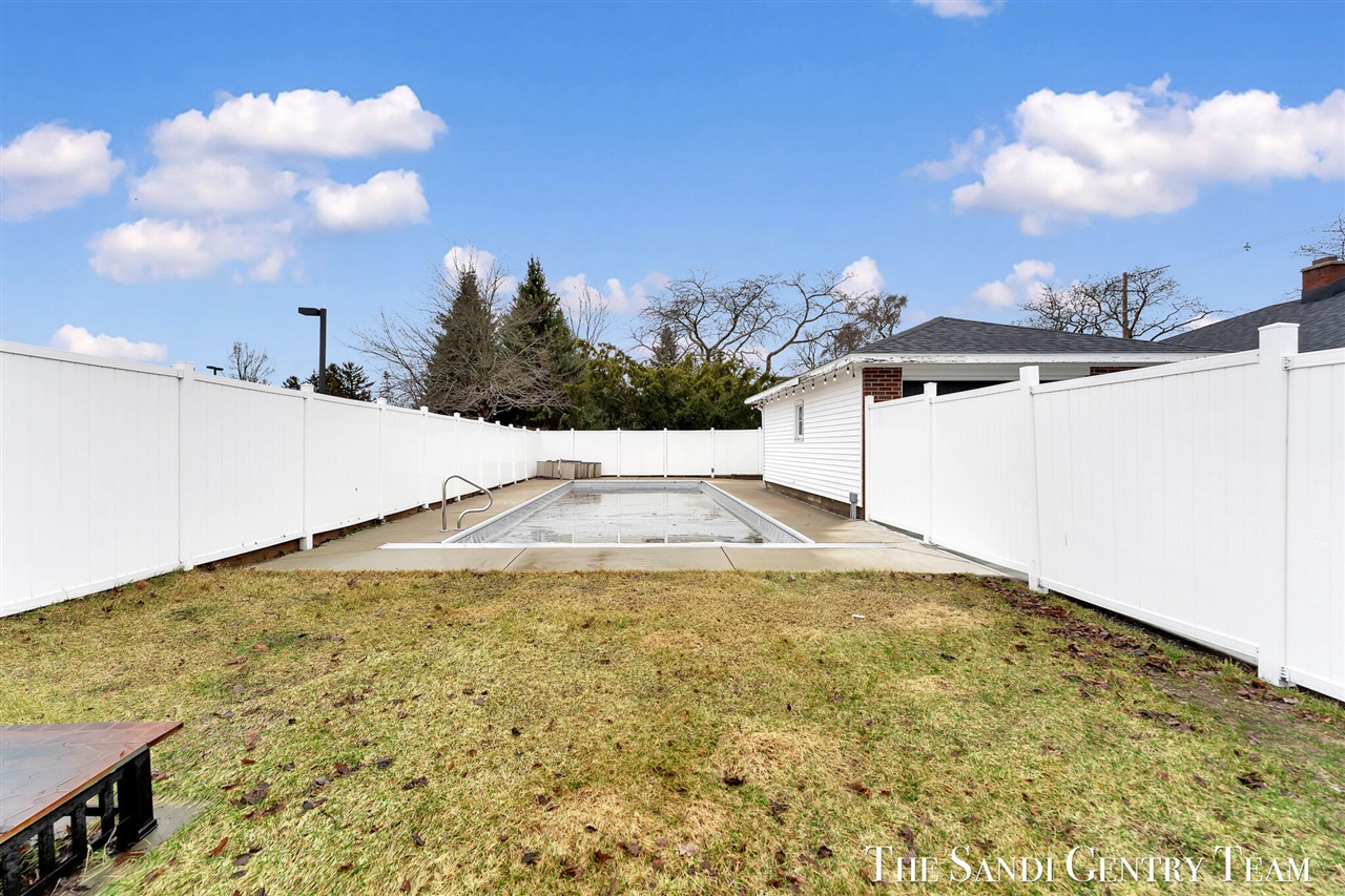 1508 Wisconsin Street, Grand Haven, MI, 49417-2455