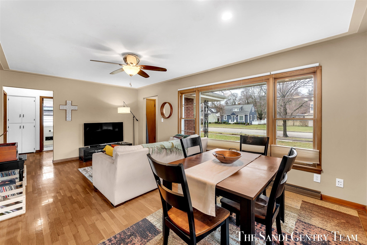 1508 Wisconsin Street, Grand Haven, MI, 49417-2455