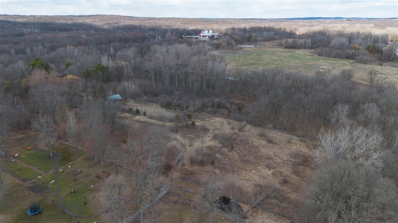 2725 S Duck Lake Road photo 20