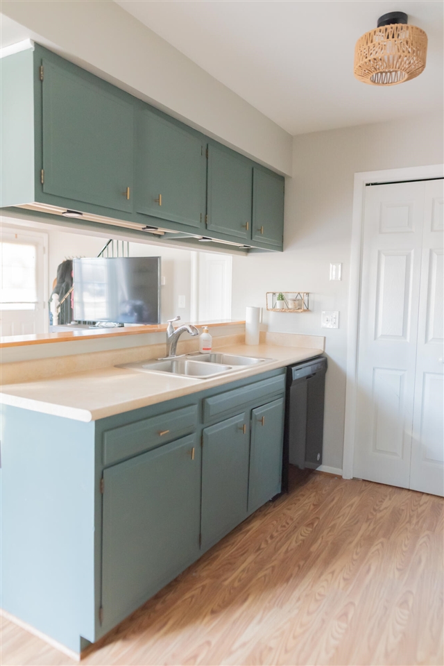 38165 Greenwood Street, Westland, MI, 48185-8706