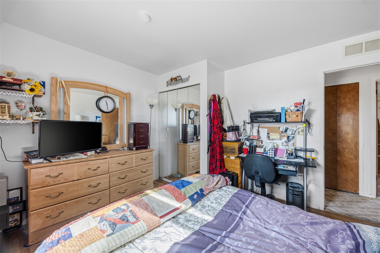 11002 Buchanan Street, Van Buren Twp, MI, 48111