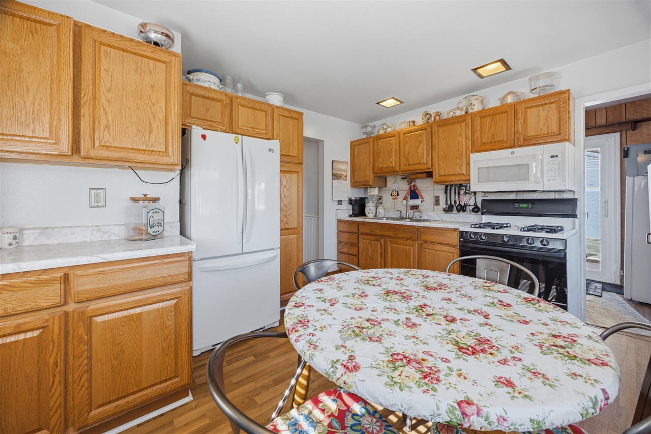 11002 Buchanan Street, Van Buren Twp, MI, 48111