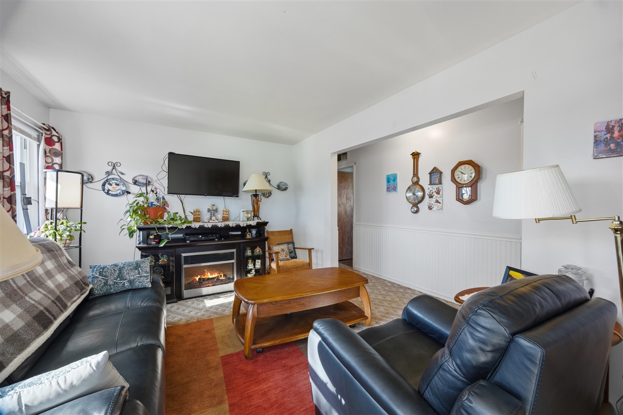 11002 Buchanan Street, Van Buren Twp, MI, 48111