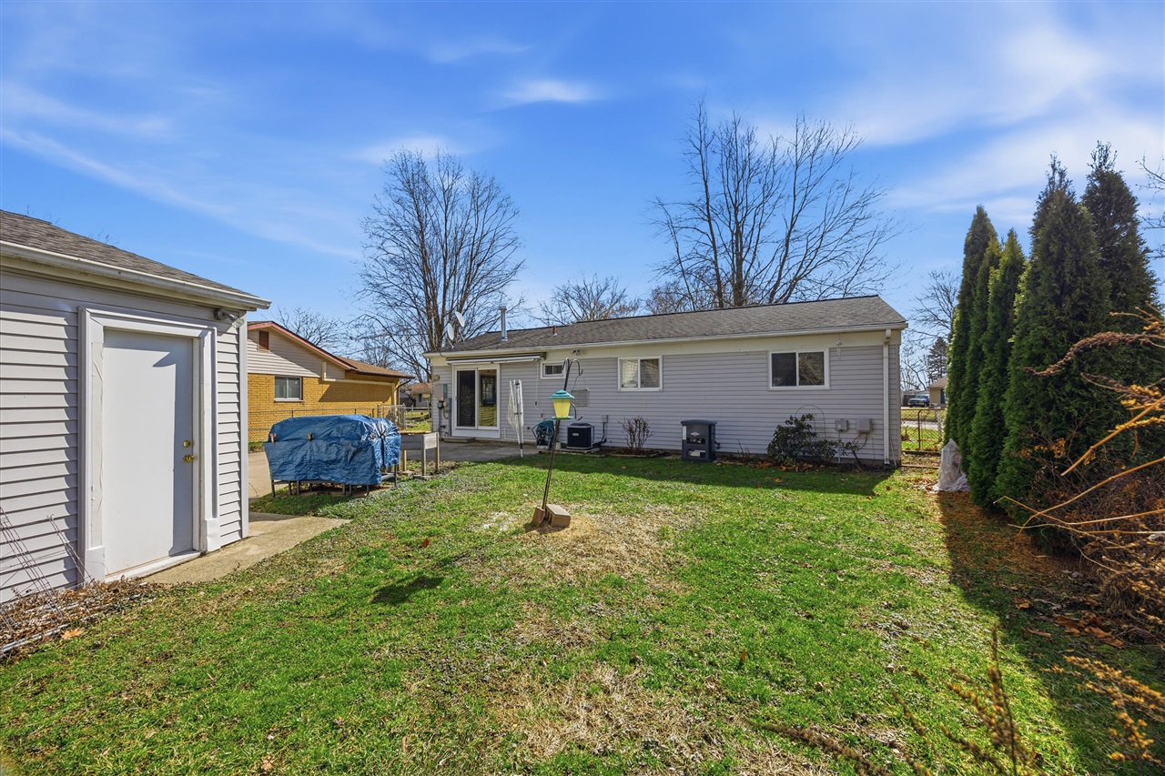11002 Buchanan Street, Van Buren Twp, MI, 48111