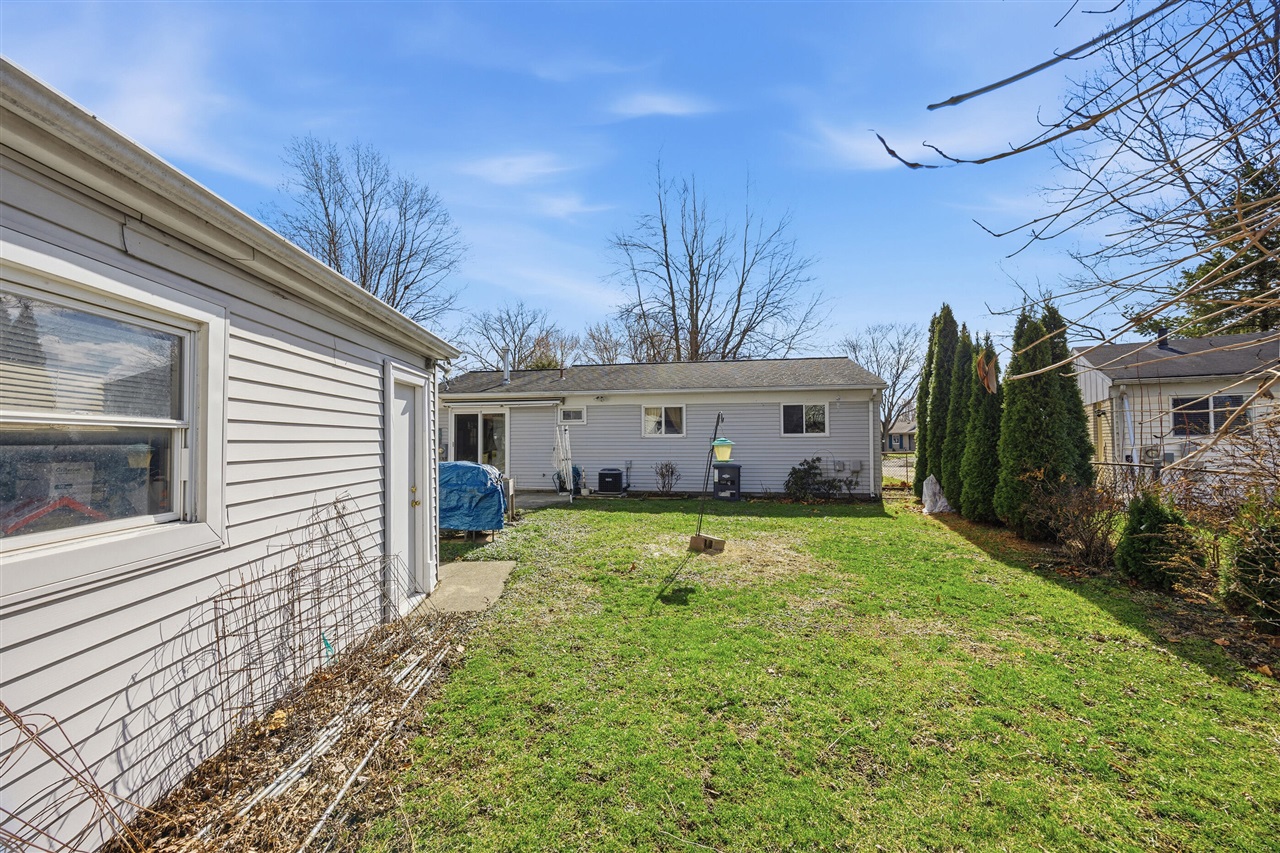 11002 Buchanan Street, Van Buren Twp, MI, 48111