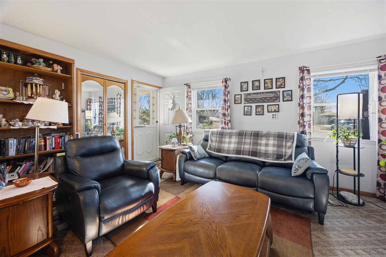 11002 Buchanan Street, Van Buren Twp, MI, 48111