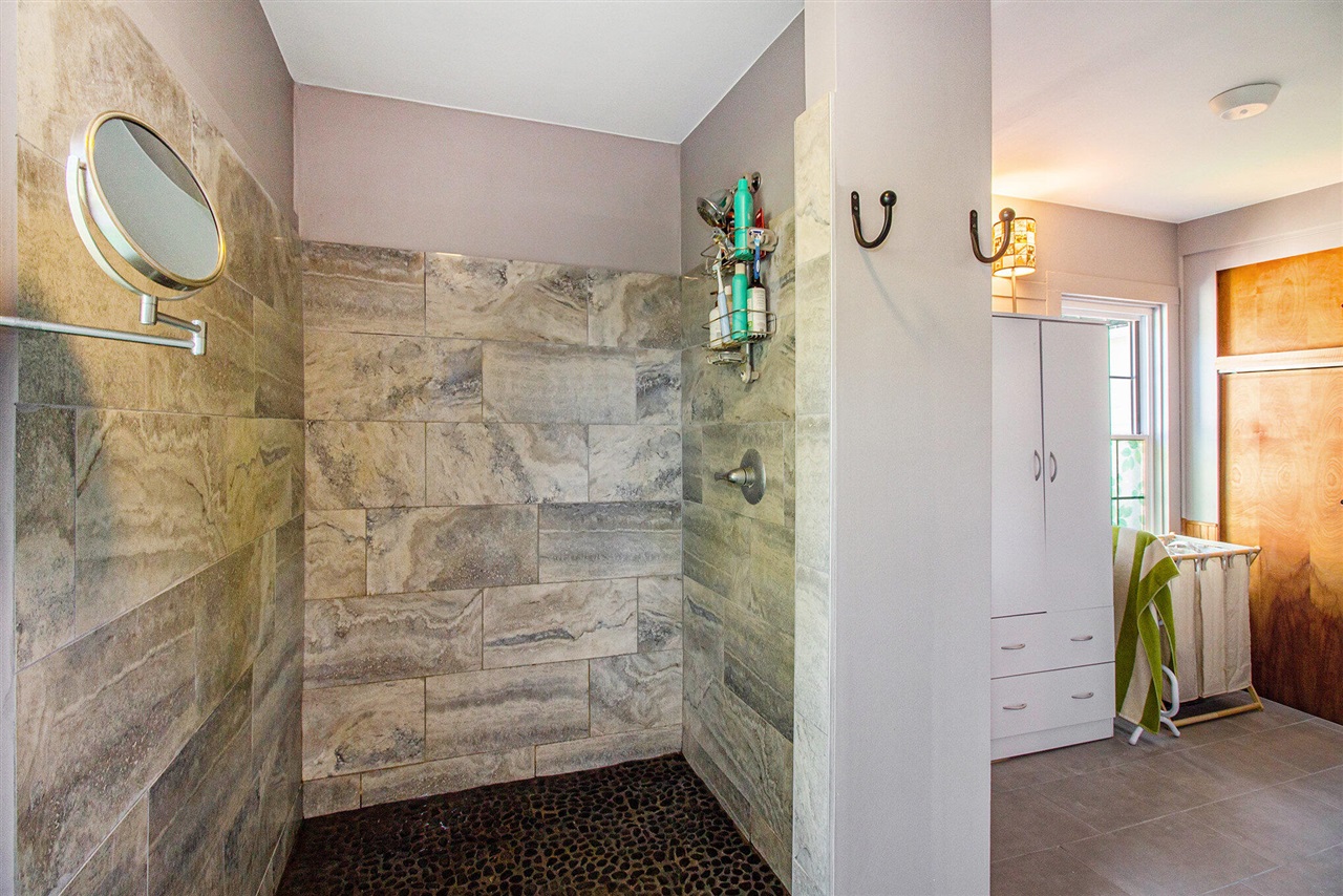 7350 Sanford Road photo 16