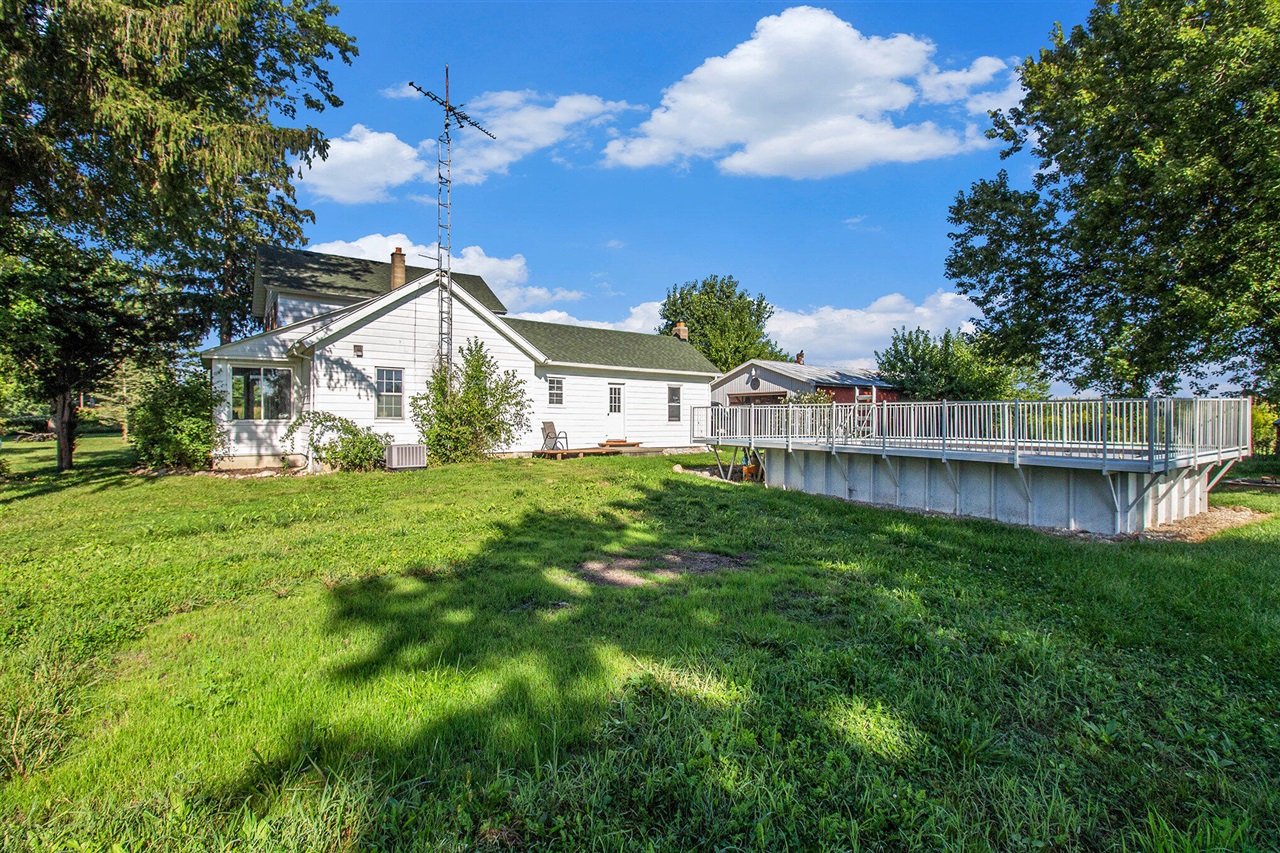 7350 Sanford Road, Howell, MI, 48855-9208