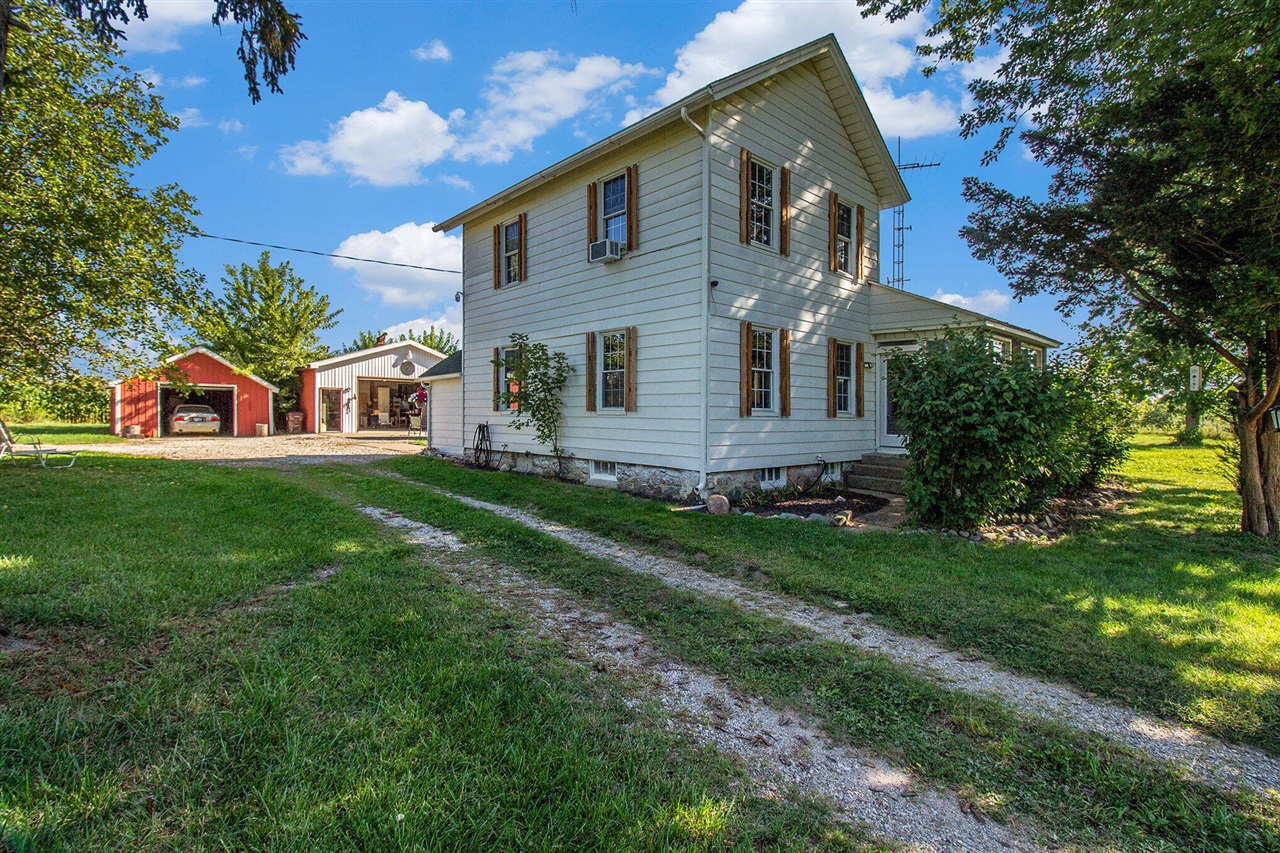 7350 Sanford Road, Howell, MI, 48855-9208