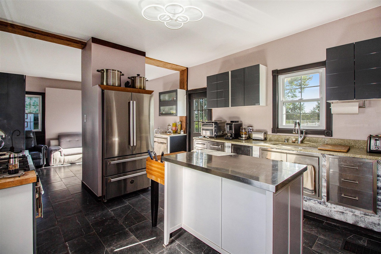 7350 Sanford Road, Howell, MI, 48855-9208