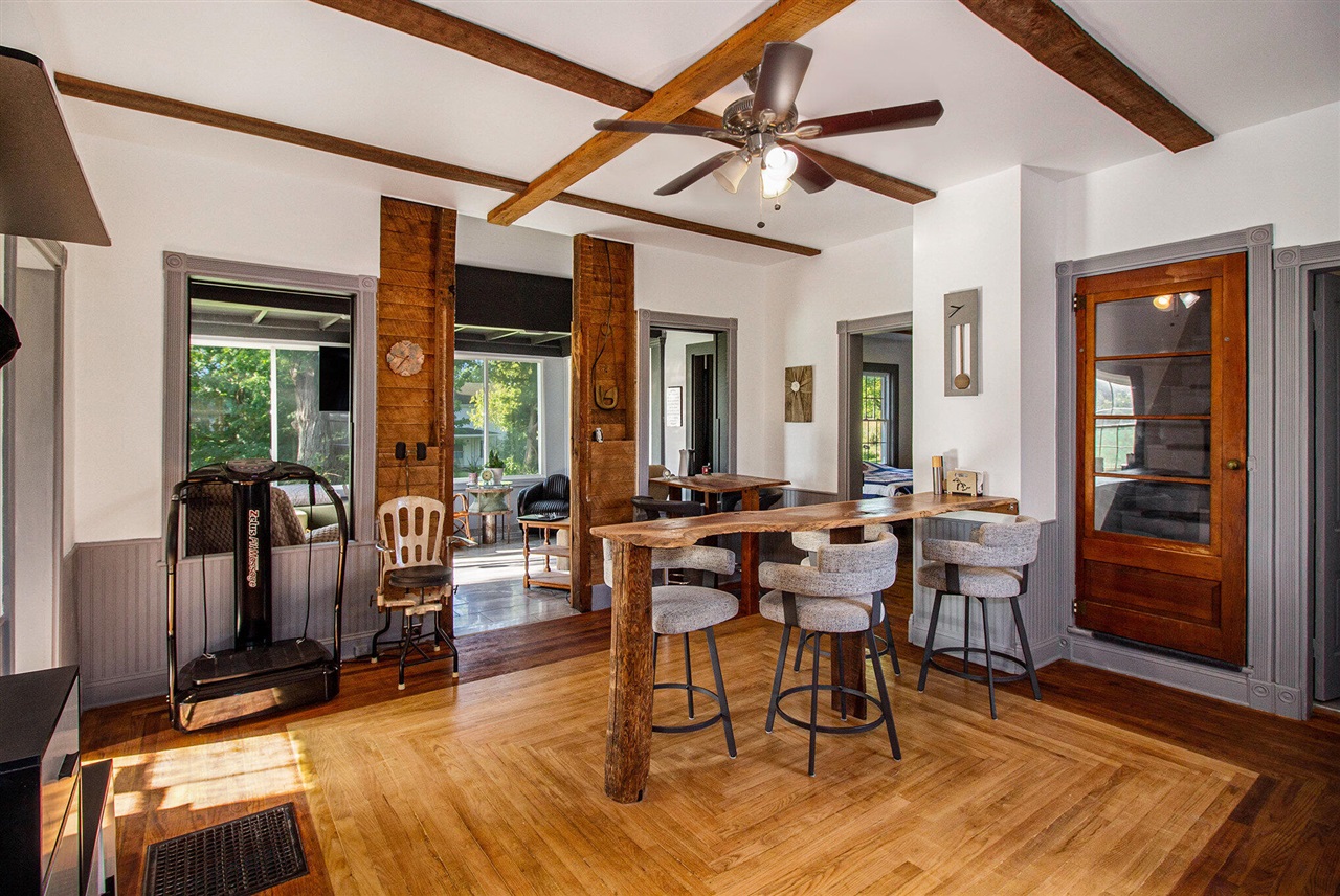 7350 Sanford Road, Howell, MI, 48855-9208