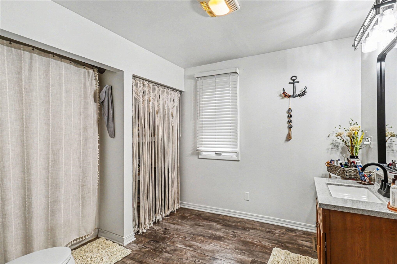 801 N 4th Avenue, Big Rapids, MI, 49307-1129